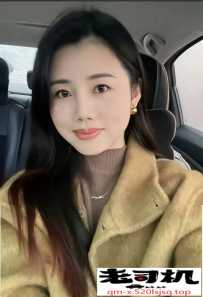 岗顶风骚熟女-小文 -- 联系方式失效，勿拍